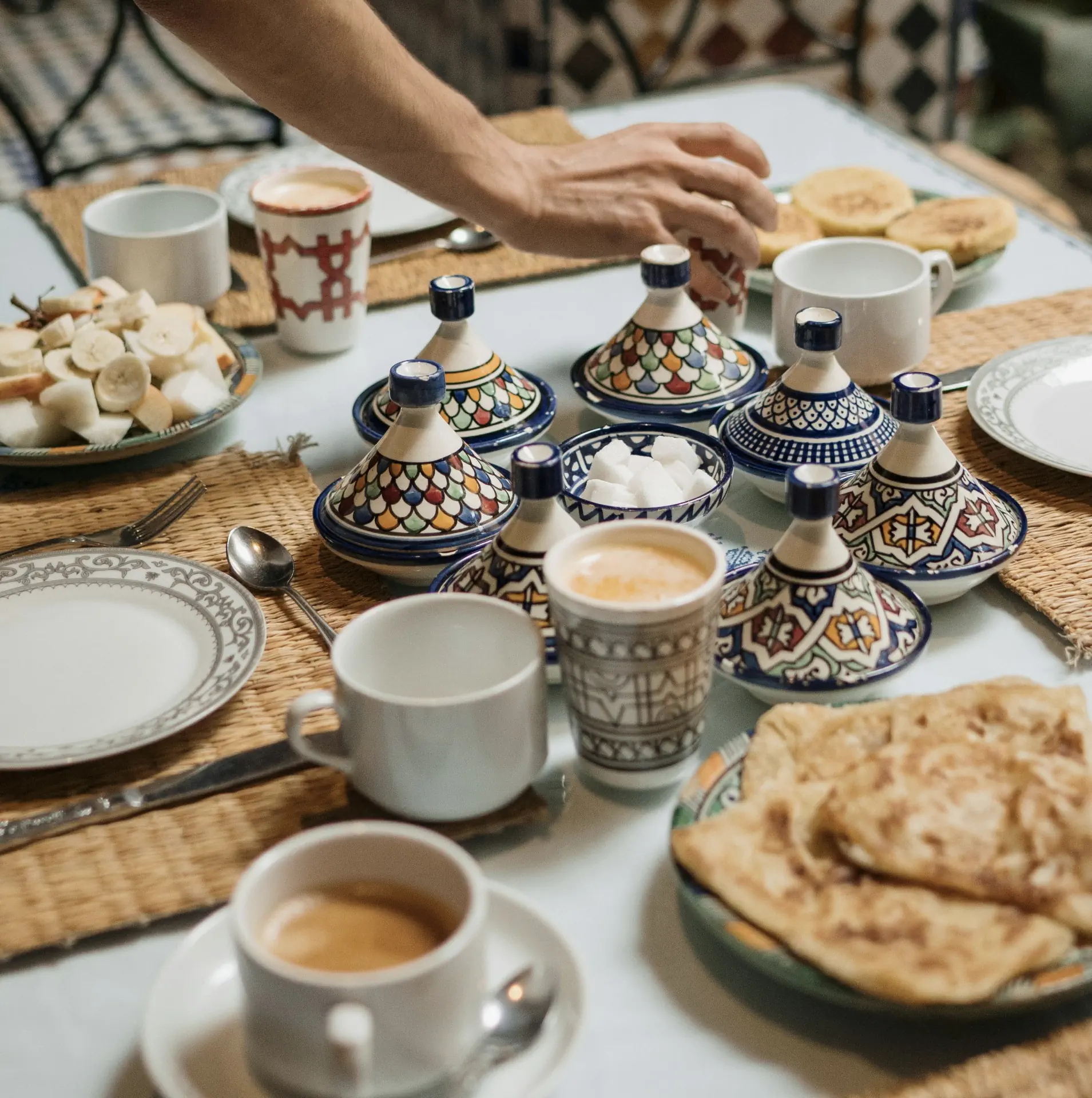 pexels-ekrulila-14017961